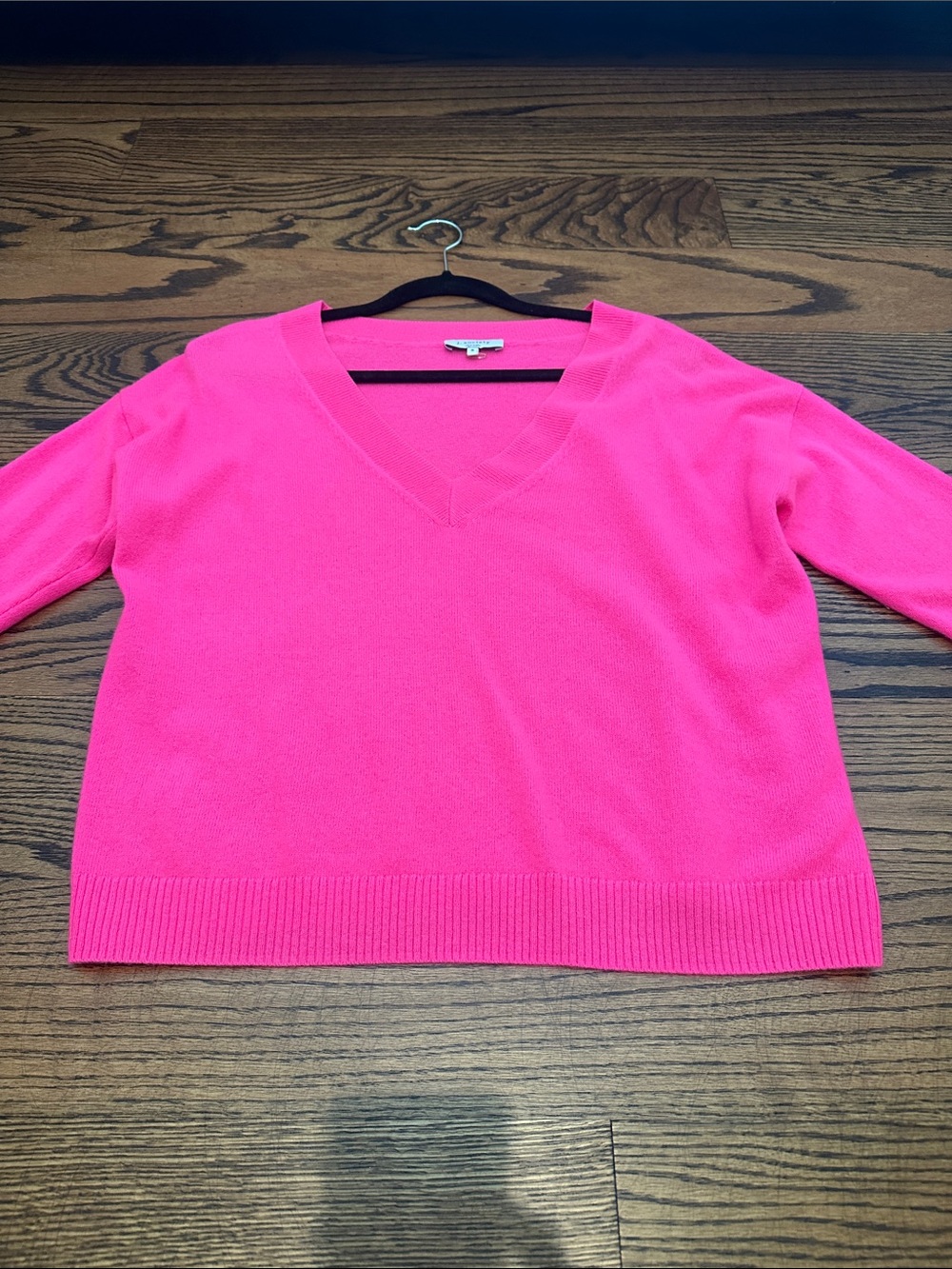 Women's Sz. S J Society - Saint Bernard - Hot Pink Layered V-Neck Sweater - Picture 5 of 7